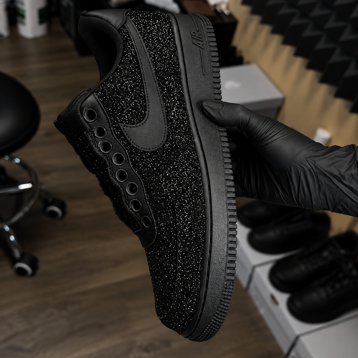 Custom Sneaker Black Glitter x Red Bottoms AF1 🩸🖤